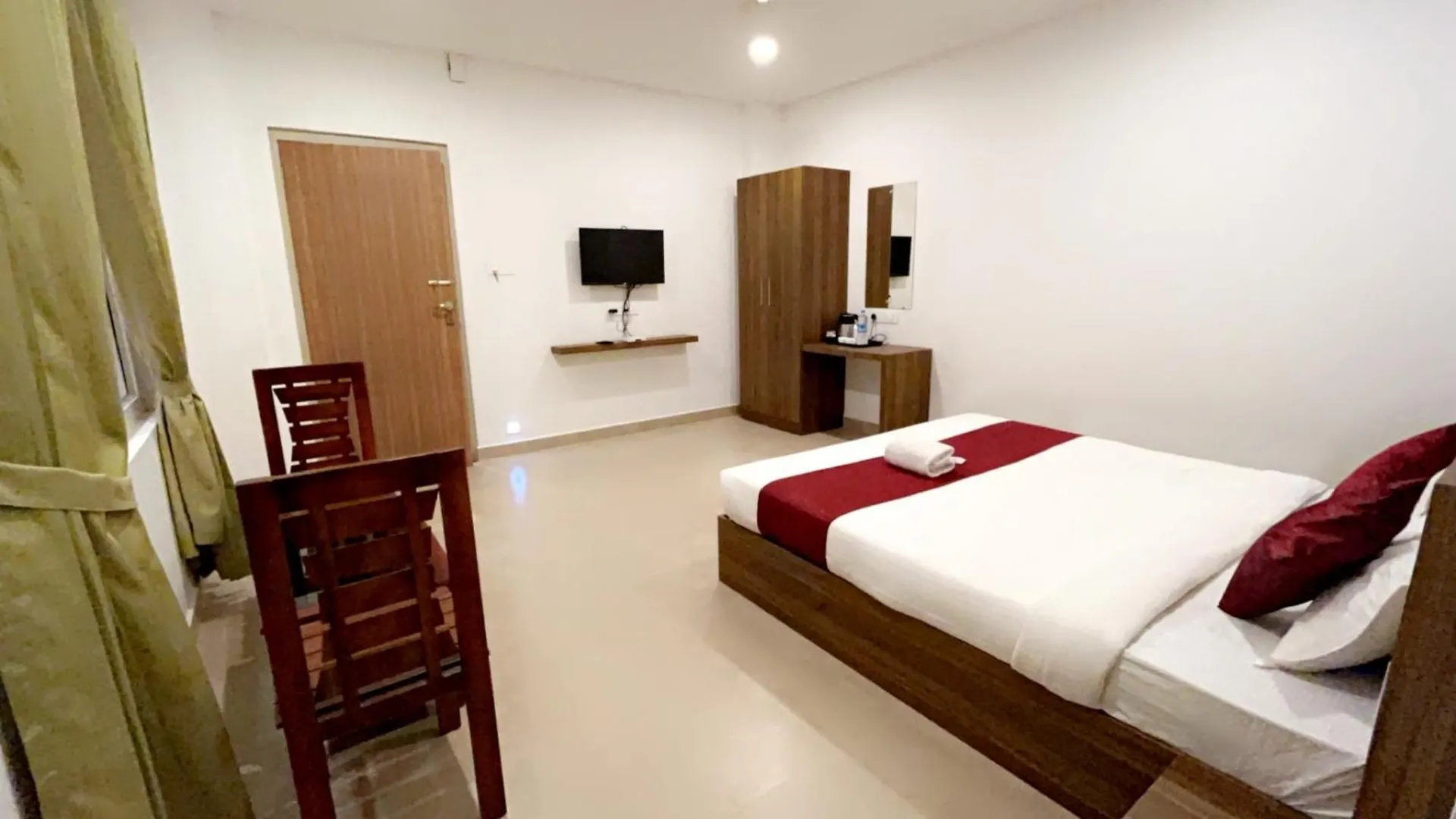 Hotel Dream Suite, Kattappana